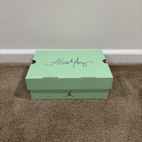 Women's Air Jordan 14 x Aleali May “Fortune” - Picture 6 of 6